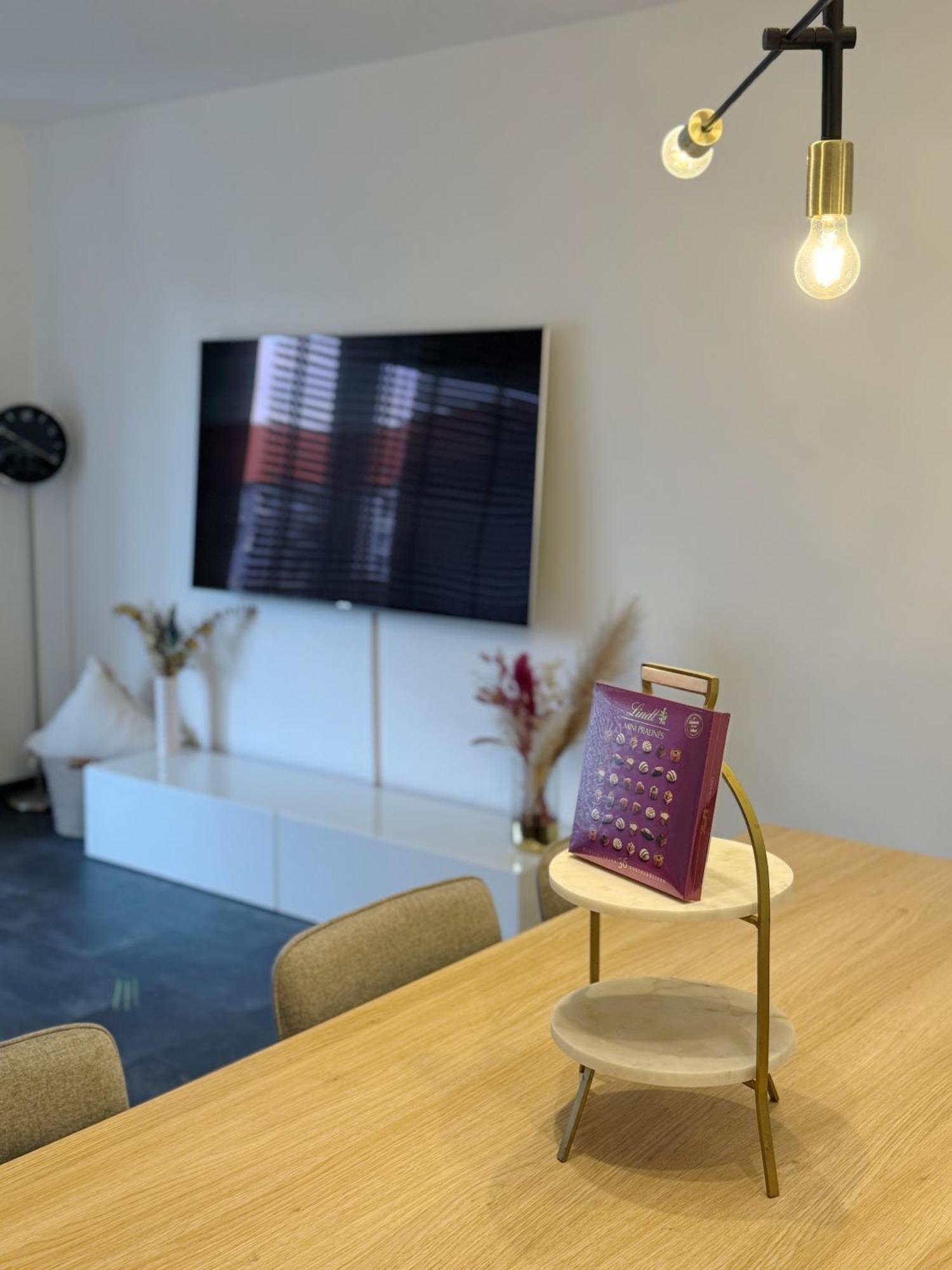 90M2 I Central I Netflix I Wifi I Free Parking I Lia Apartments Hanovre Extérieur photo